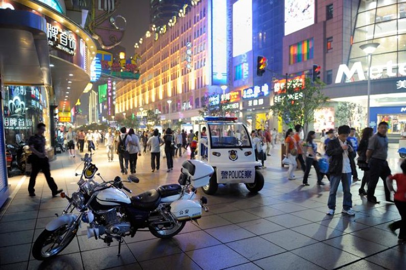 Nanjing street 458106767 726x483 v2